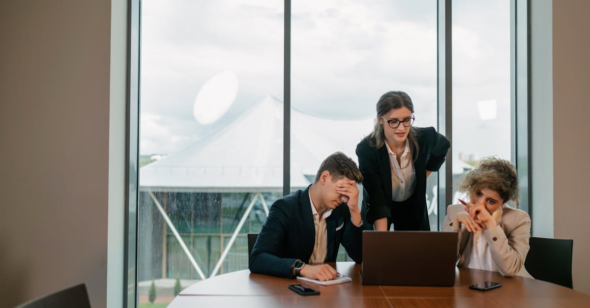 【自动化-送服务器】SSPanel-Metron 星舰系统舞台