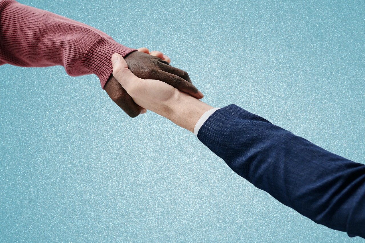 探探实名账号：注册商标找代理吗